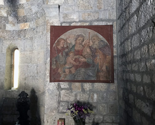 dettaglio interno della chiesa di San Michele a Camaiore