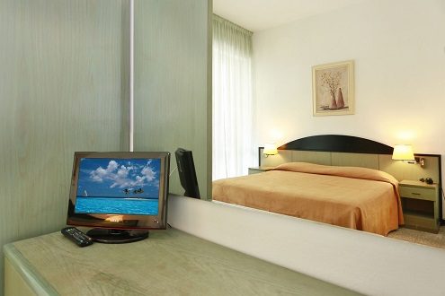 hotel sirena lido di camaiore camera